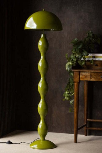 Green wavy retro floor - retro, light