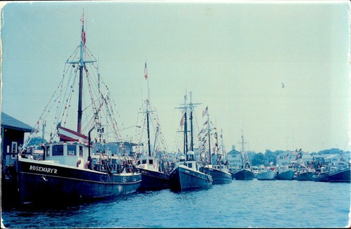 Ce4842 fishing boats - fishing, with