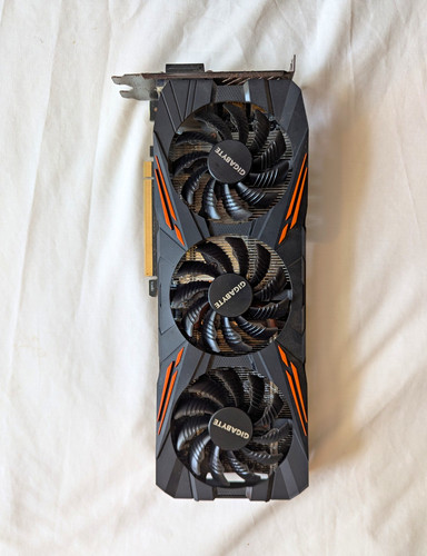 Gigabyte geforce gtx 1070 - (1),