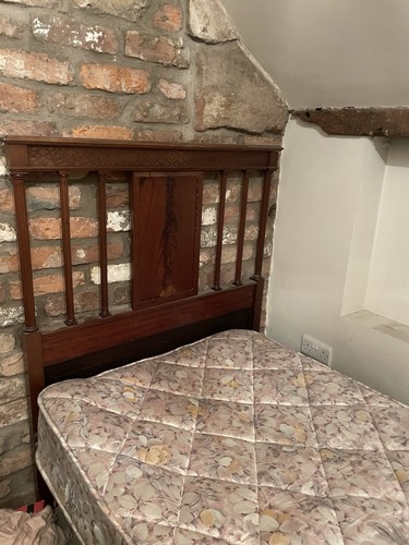 Antique single bed - frame, on