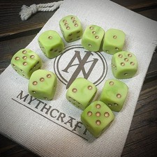 Plague D6 Dice Old Green
