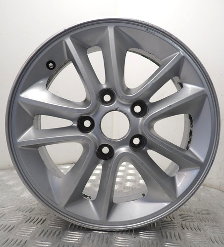 Hyundai i30 silver alloy - 15",