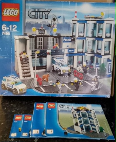 Lego city police station 7498 - city,