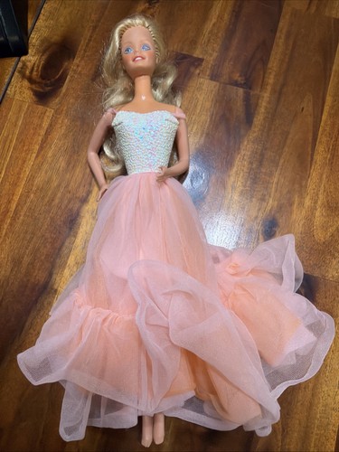 1984 peaches cream barbie - peaches,