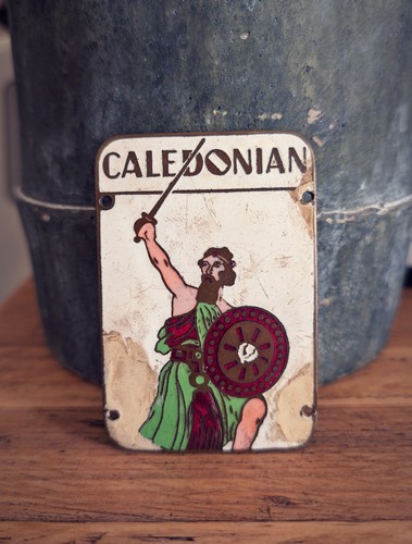 Vintage caledonion metal - vintage,