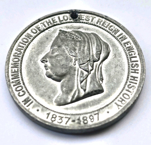 Queen victoria 1897 diamond - 1897,