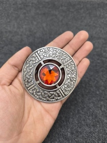 Scottish kilt fly - scottish, brooch