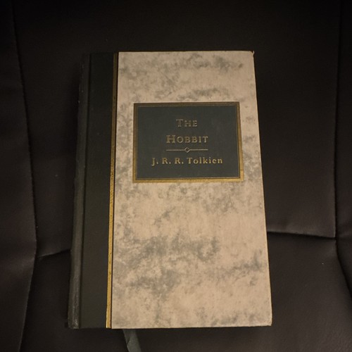 Tolkien the hobbit - tolkien,