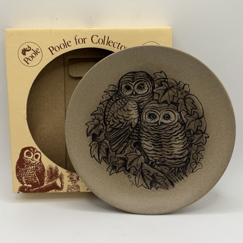 Poole collectors plate owl - poole,