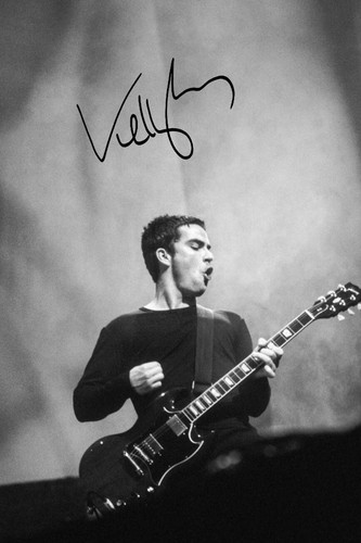Kelly jones signed autograph - signed,