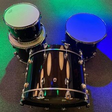 Ludwig Legacy Maple Drum Kit – Piano Black - 22/13/16/18