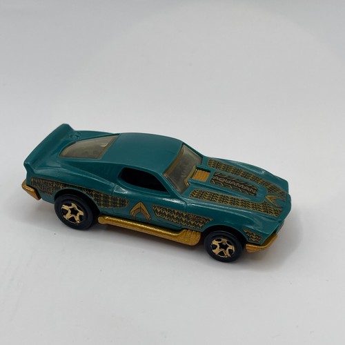 Hot wheels blvd bruiser - hot,