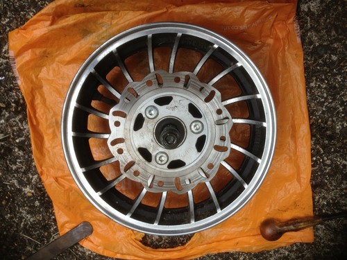Sinnis street front wheel - street,
