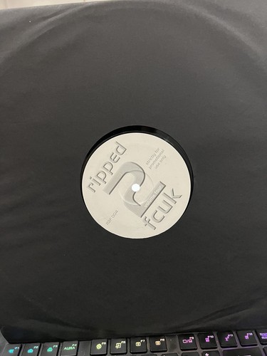 Ripped2fcuk vol happy - vol,
