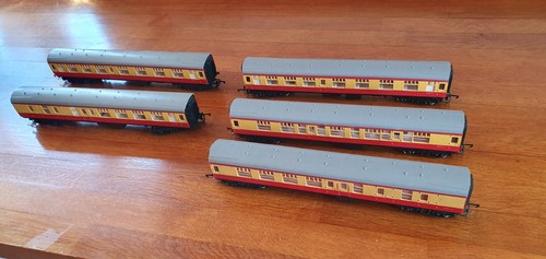 Hornby triang coaches - hornby,