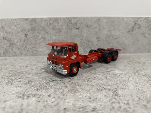 Corgi guy invincible 6 - -, 6-wheel