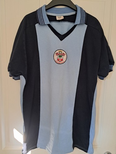 Southampton football shirt - southampton,