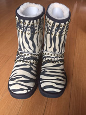 Jimmy Choo x UGG Kaia Suede