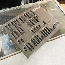 Roland PG-800 Programmer for