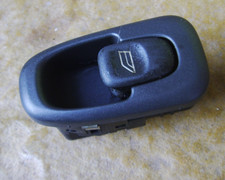 VOLVO V70 S70  - 1996- 2000-  Passenger Side Window Switch