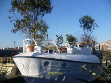 Photo 12x8 Houseboat at