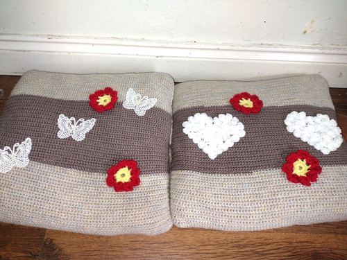 Pair knitted beige - beige, red
