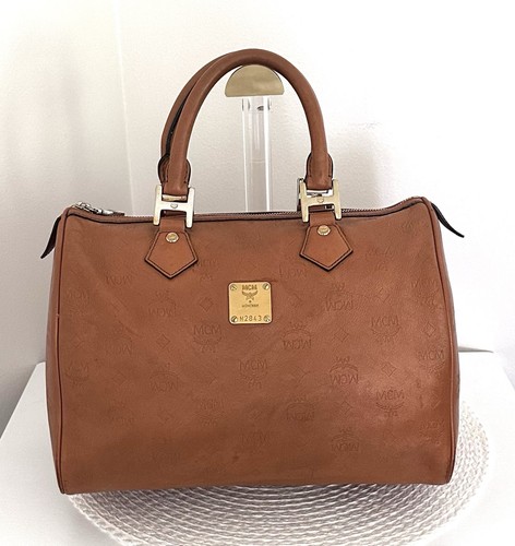 Authentic mcm emboss - emboss, empreinte