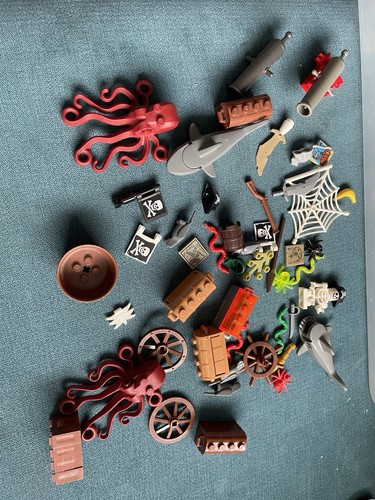 Lego pirates animals - lego, &