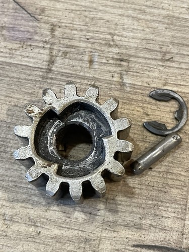 Pinion gearbox drive cog - pinion,