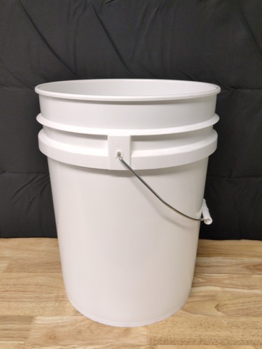 Liter plastic bucket lot - plastic,