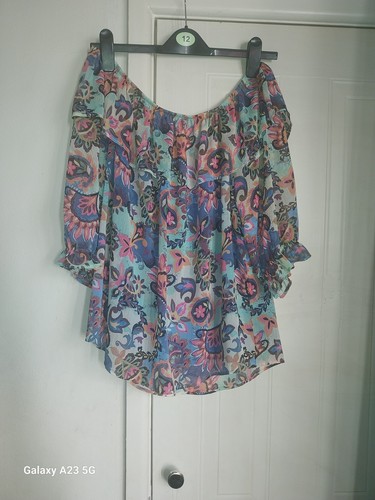 Ladies floral top size - floral,