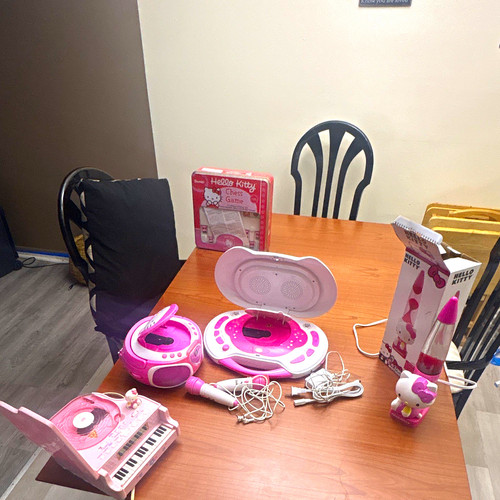 Hello kitty portable karaoke - hello,