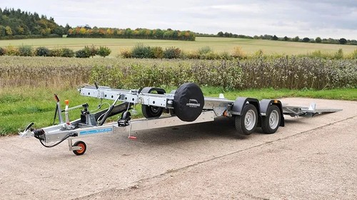 Car transporter trailer - car,