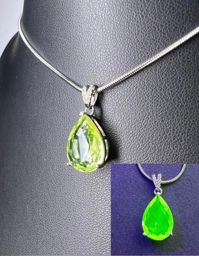 Uranium vaseline glass 925 - uranium,