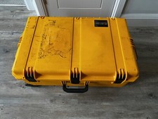 Pelicase Hardigg Stormcase i2950 with wheels and handle, 76x46x27