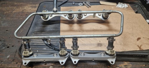 Rover efi fuel rail - efi,