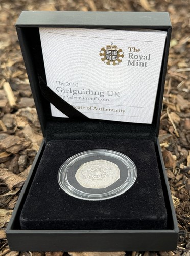 Royal mint 2010 girlguiding - royal,