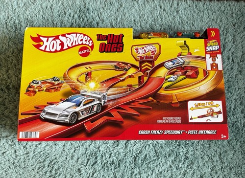 Hot wheels track set complete - wheels,
