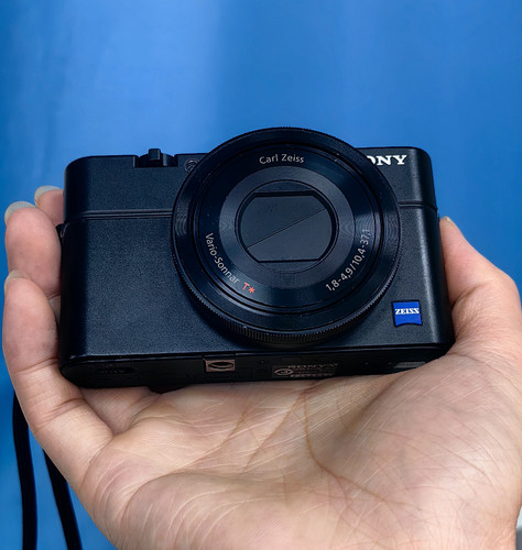 New sony cyber shot rx100 - 95%,