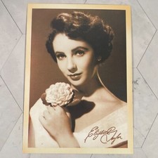 Elizabeth Taylor Reproduction Signature Autograph Photograph Retro Postcard