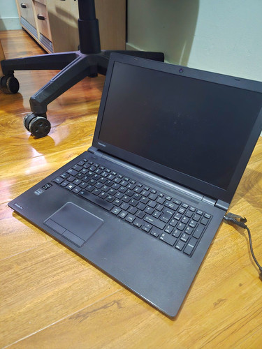 Toshiba satellite 6in - toshiba, 15.6in
