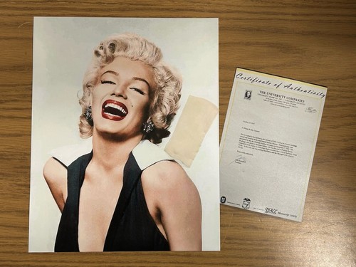 Marilyn monroe worn stocking - worn,
