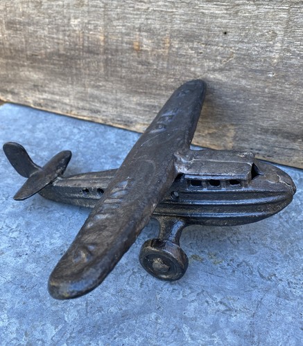 Vintage cast iron - cast,