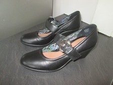 Size 7.5 BNNT Black wedged shoes by HOTTER