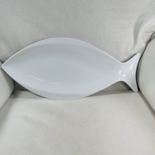 Everyday white porcelain - everyday, fish