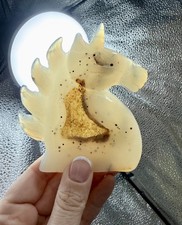 Crystal Agate Unicorn Carving