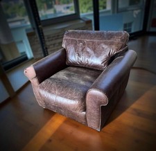 Brown Distressed Leather Club