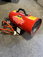 Clarke Devil 700 Propane Gas Space Heater with pipework 240V