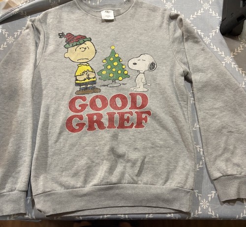 Charlie brown snoopy - charlie,