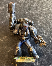 Warhammer 40k SPACE MARINE w
